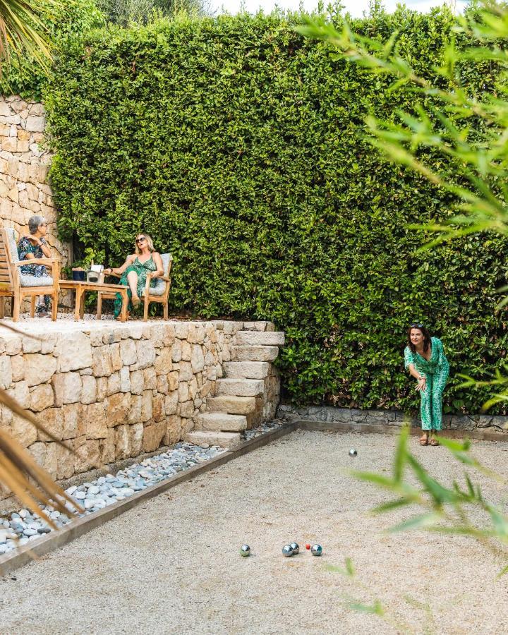 Loup Castel Boutique Hotel B&B Le Bar-sur-Loup ภายนอก รูปภาพ